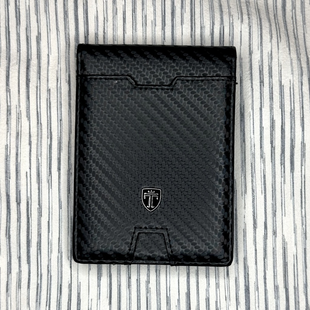 TRAVANDO Men’s Black Wallet